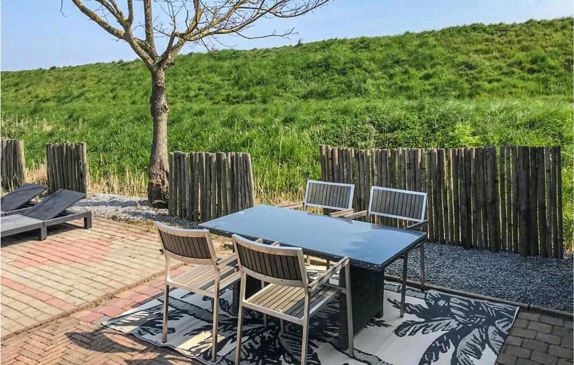 Beautiful Home In Sint-Annaland With Kitchen Zewnętrze zdjęcie
